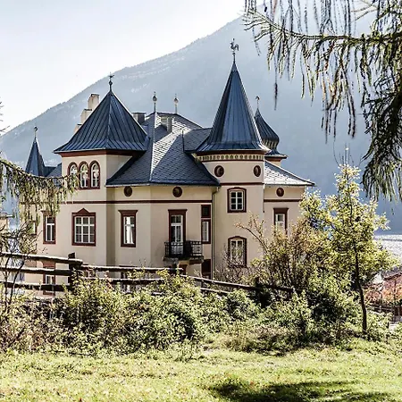 Waldkoenigin Hotel 4*